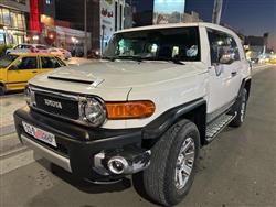 تويوتا إف جي كروزر